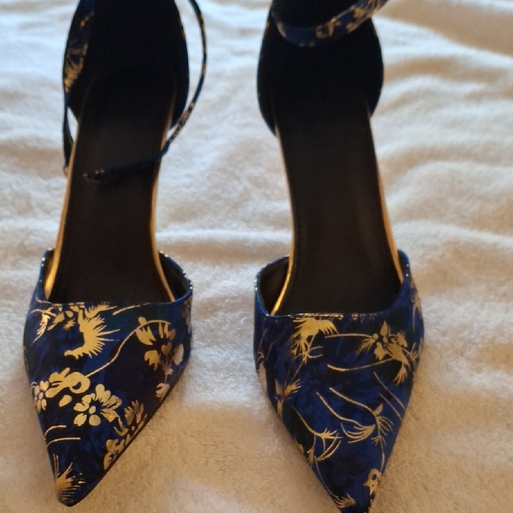 SHEIN Blue and Gold Floral Heels